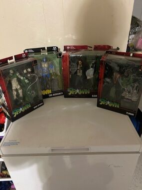 Spawn McFarlane Toys lot of 4